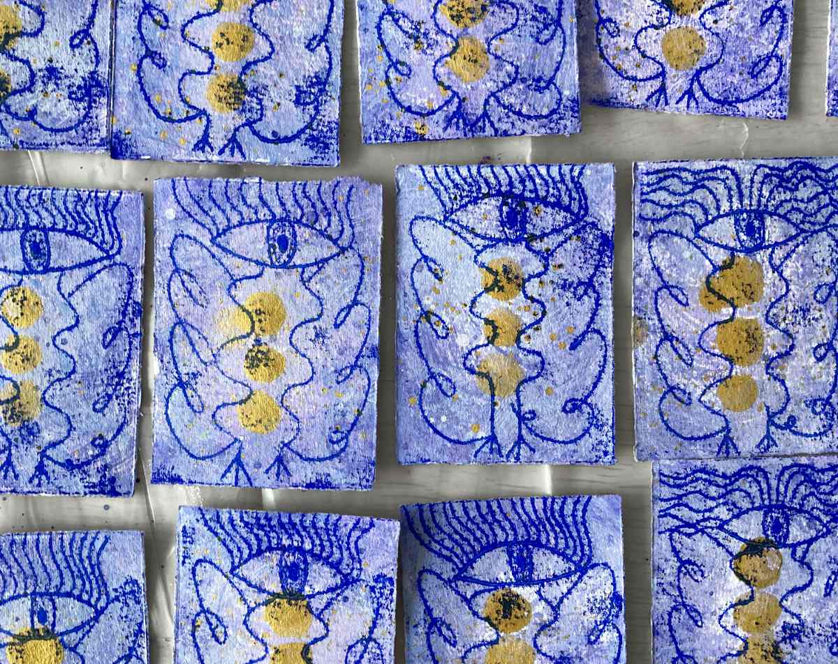 IMG_3961-1200 Engel im Glasscheibendruck. BLau und Gold von Tabea Heinicker